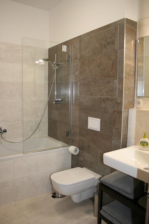 Karlin Apartment Prága Kültér fotó